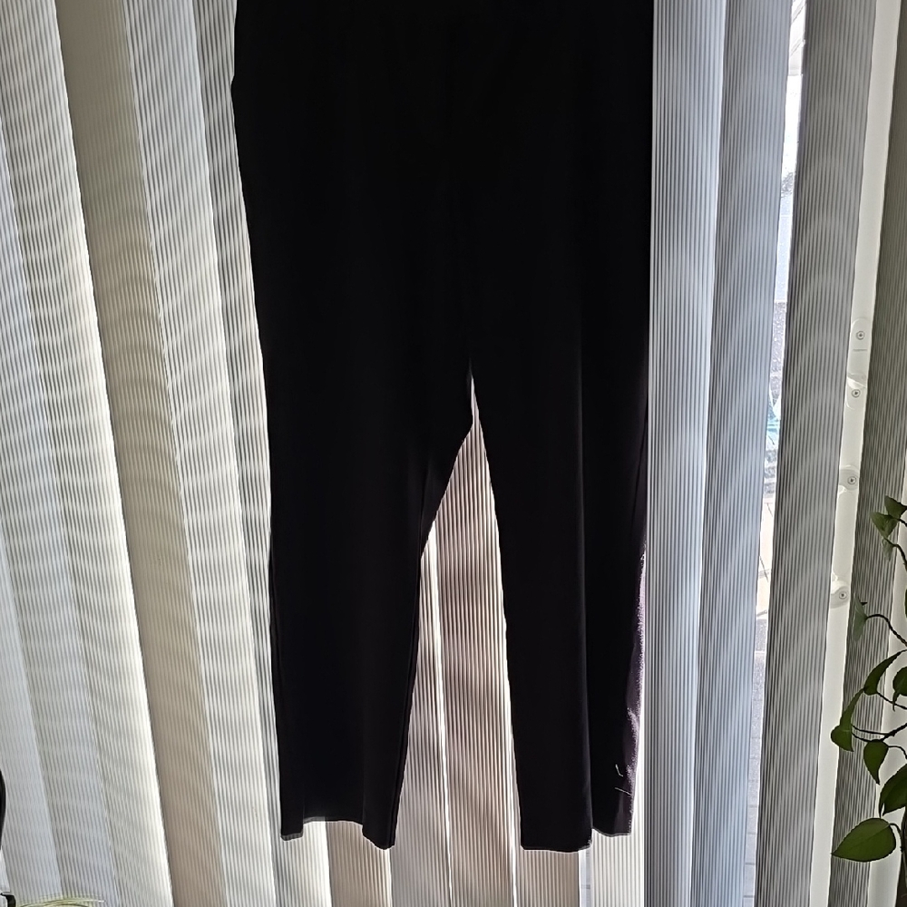 Gloria Vanderbilt Elegant Black Trousers 16 Short